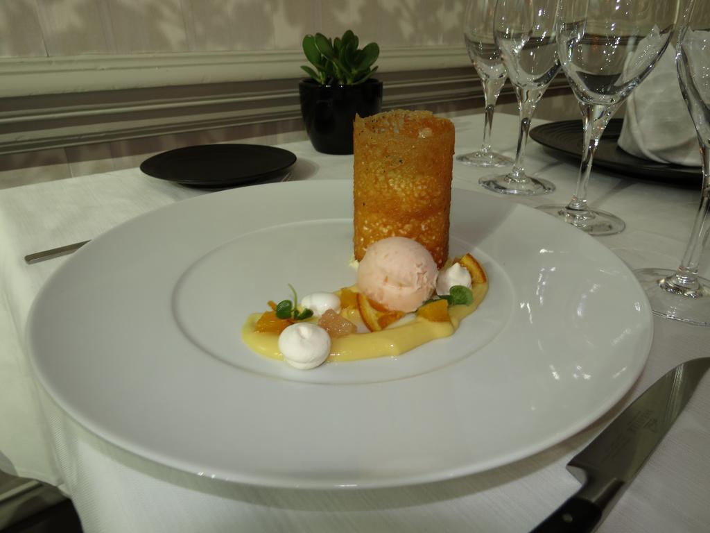 Clos St Eloi, The Originals Relais Тиерс Екстериор снимка